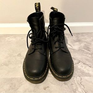 Dr. Martens 1460 smooth leather boots, size 8